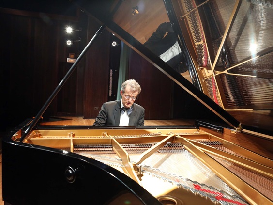 luis fernando