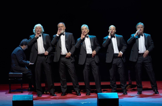 LES LUTHIERS